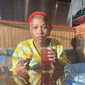 Meet your Posher, Dejah